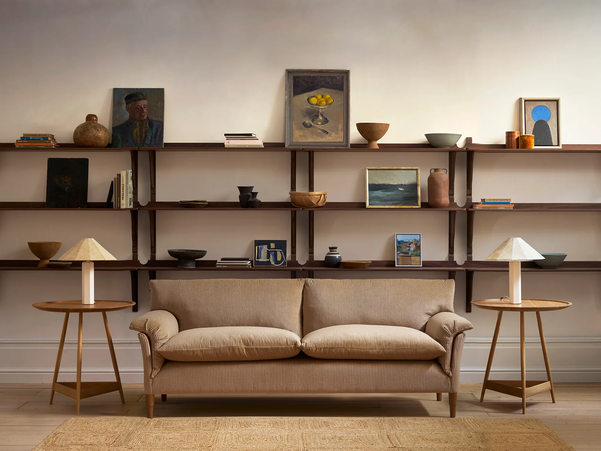 Clyde lamp table - Image 7