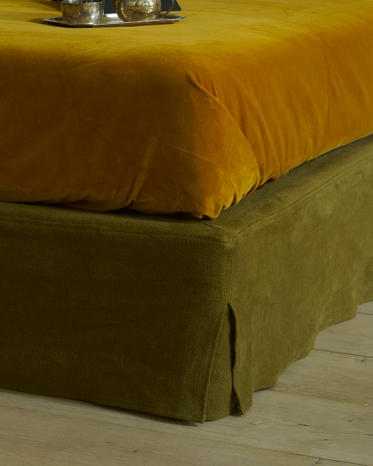 Moreau pleated bed - Image 2